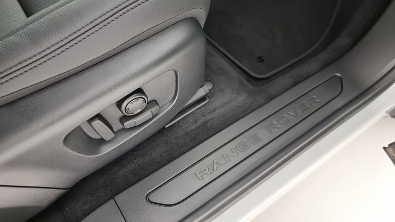 Land Rover Range Rover Evoque 2025