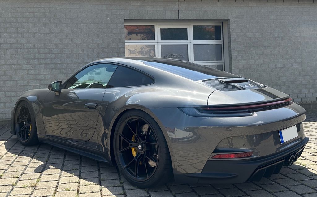 Porsche 992 2022