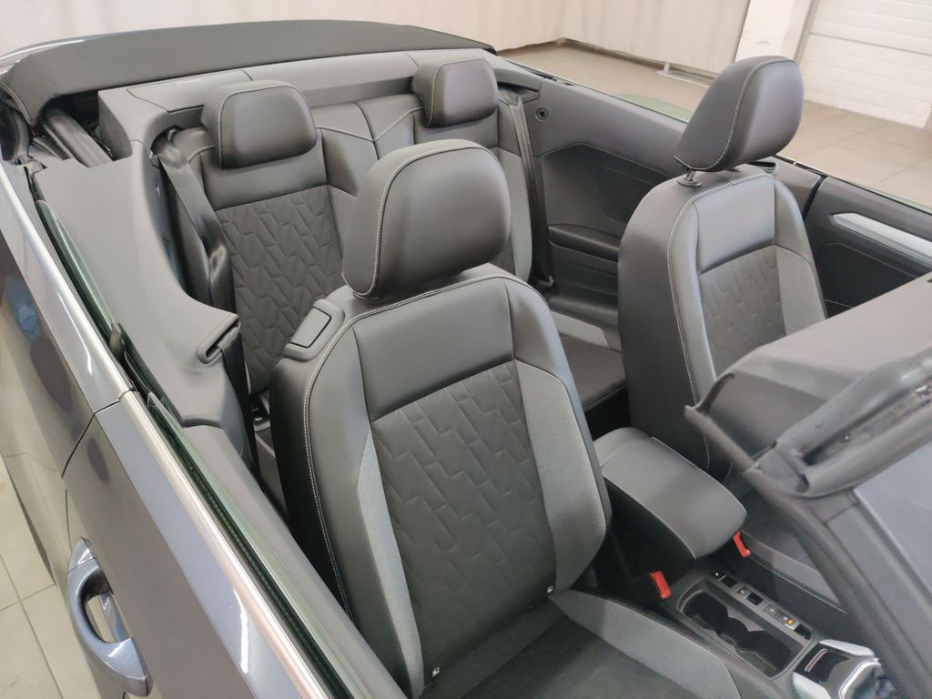 Volkswagen T-Roc 2025