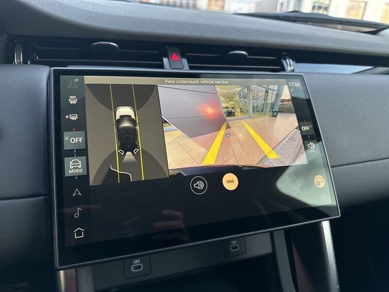 Land Rover Discovery Sport 2024