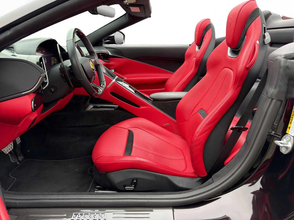 Ferrari Roma 2025