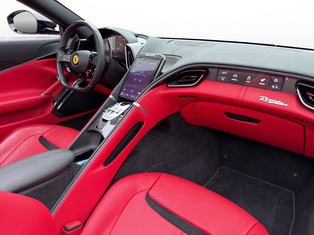 Ferrari Roma 2025