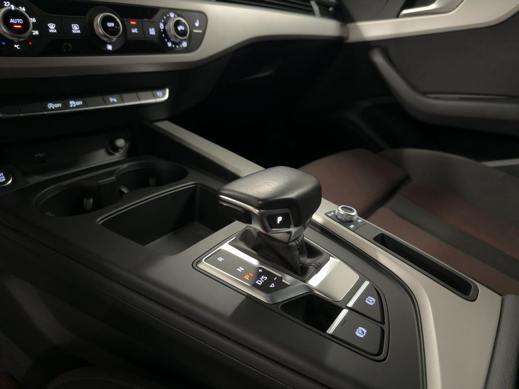 Audi A4 2023