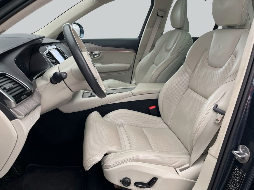 Volvo XC90 2023