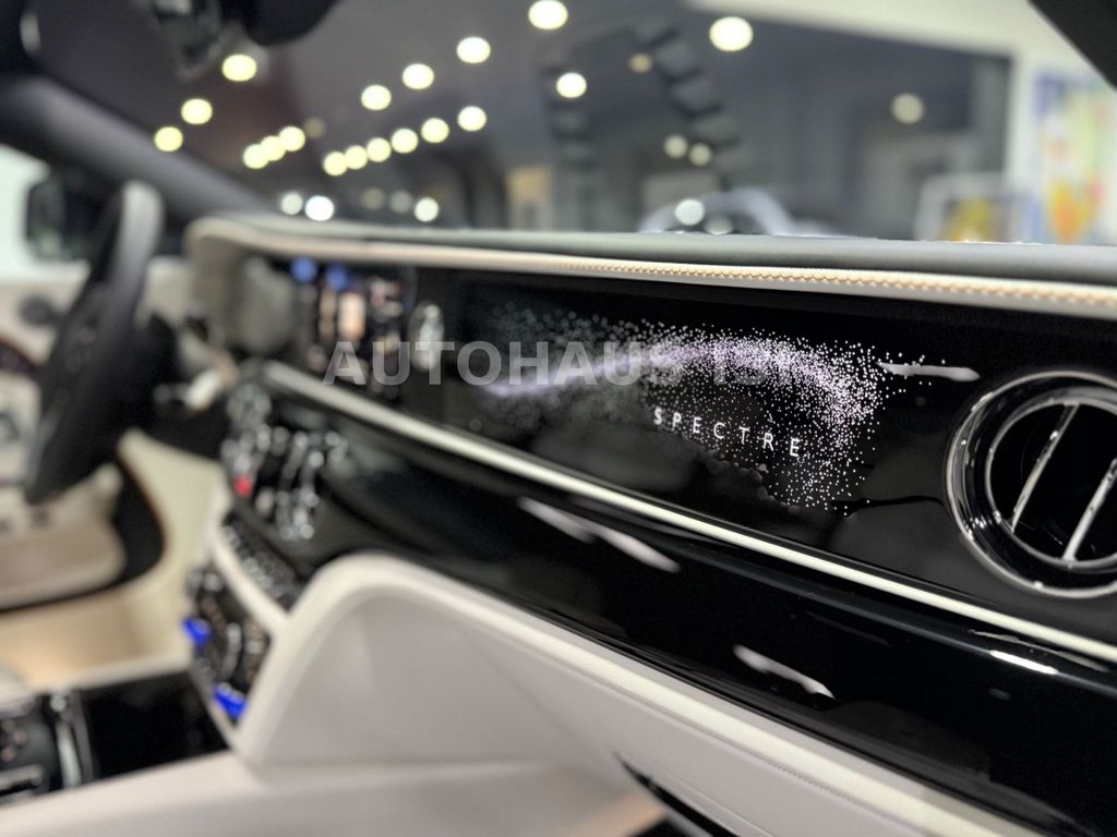 Rolls-Royce Spectre