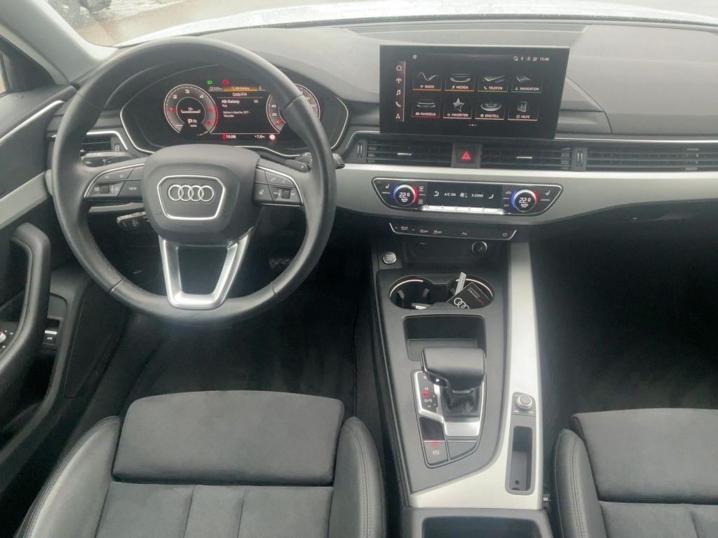 Audi A4 2023