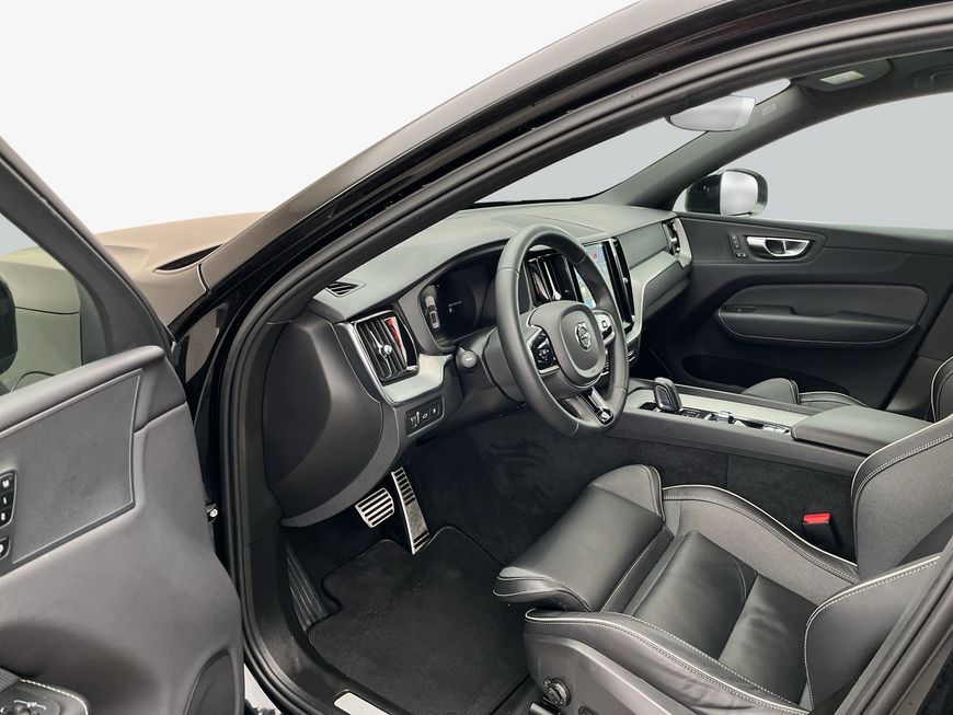 Volvo XC60 2022