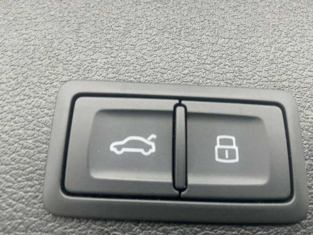 Audi A4 2023