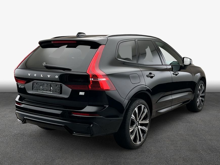 Volvo XC60 2022