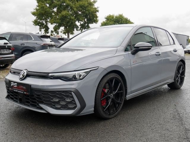 Volkswagen Golf 2025