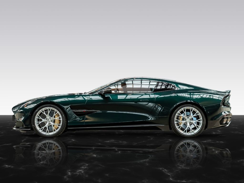 Aston Martin Vanquish 2025
