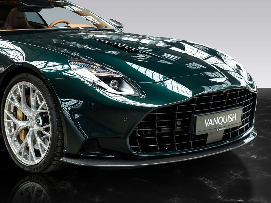 Aston Martin Vanquish 2025
