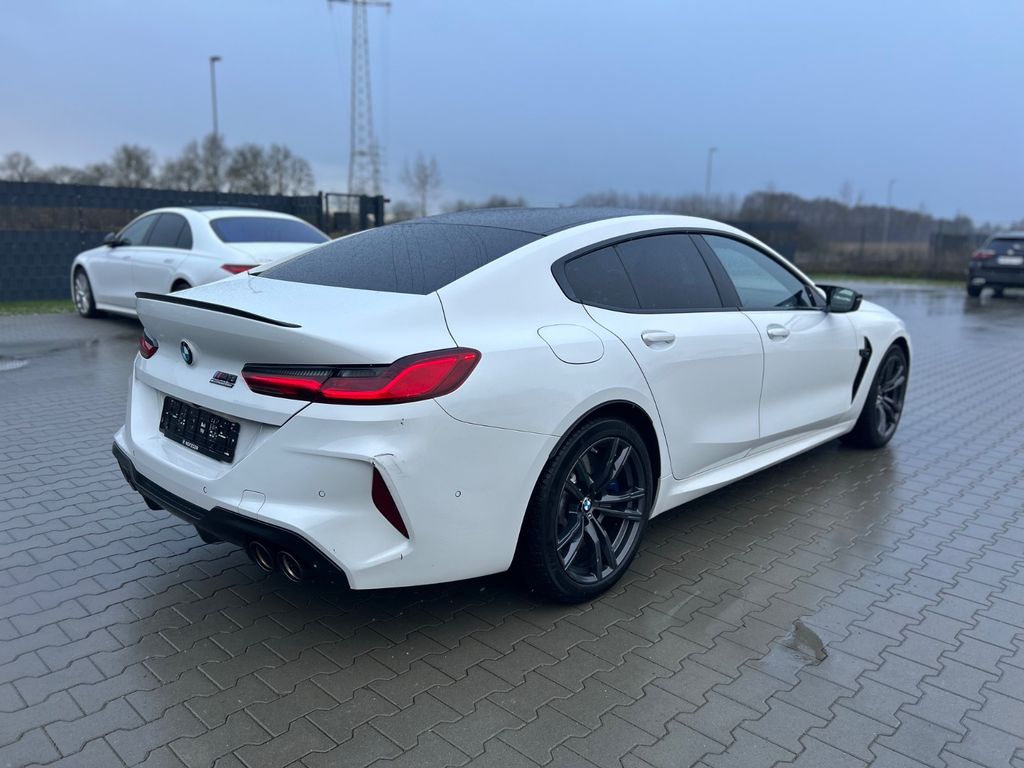 BMW M8 2025
