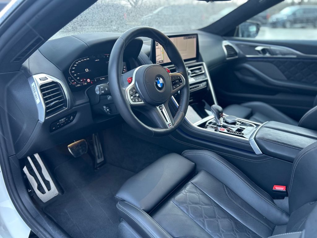 BMW M8 2025