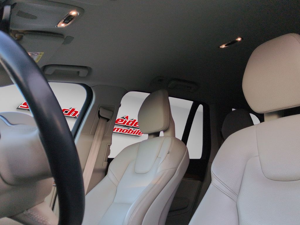 Volvo XC90 2021