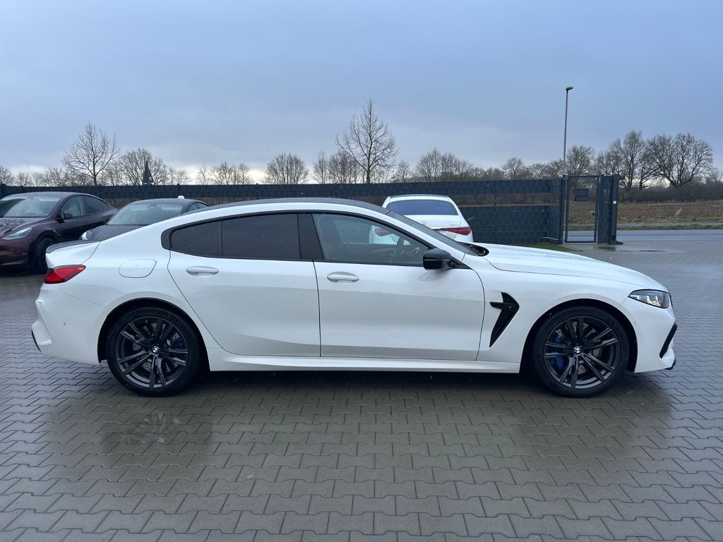 BMW M8 2025