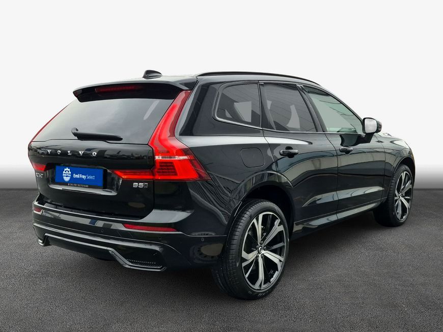 Volvo XC60 2025