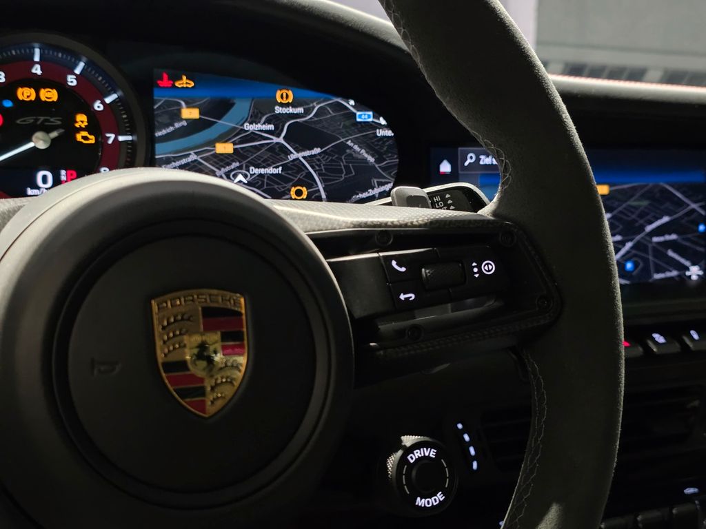 Porsche 911 2023