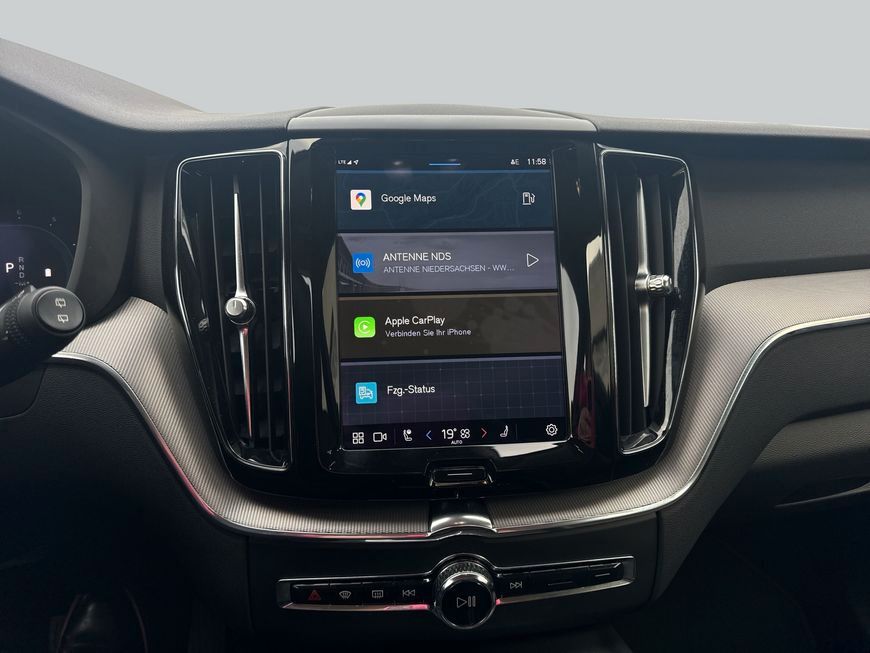 Volvo XC60 2022