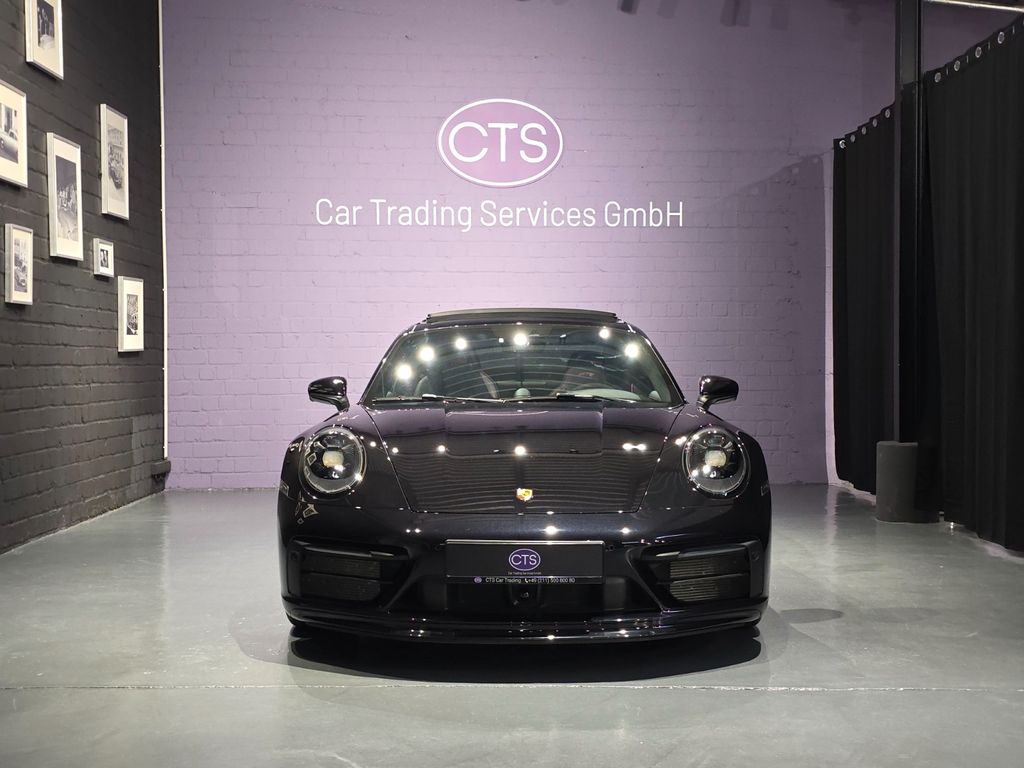 Porsche 911 2023