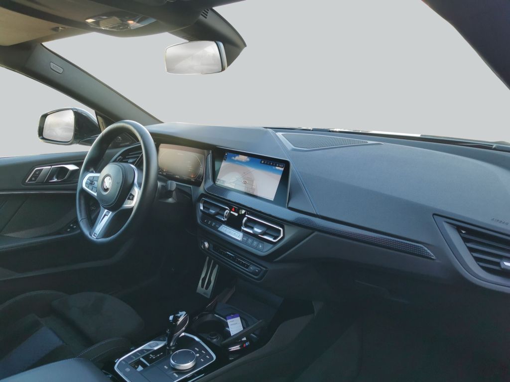 BMW M235 2023