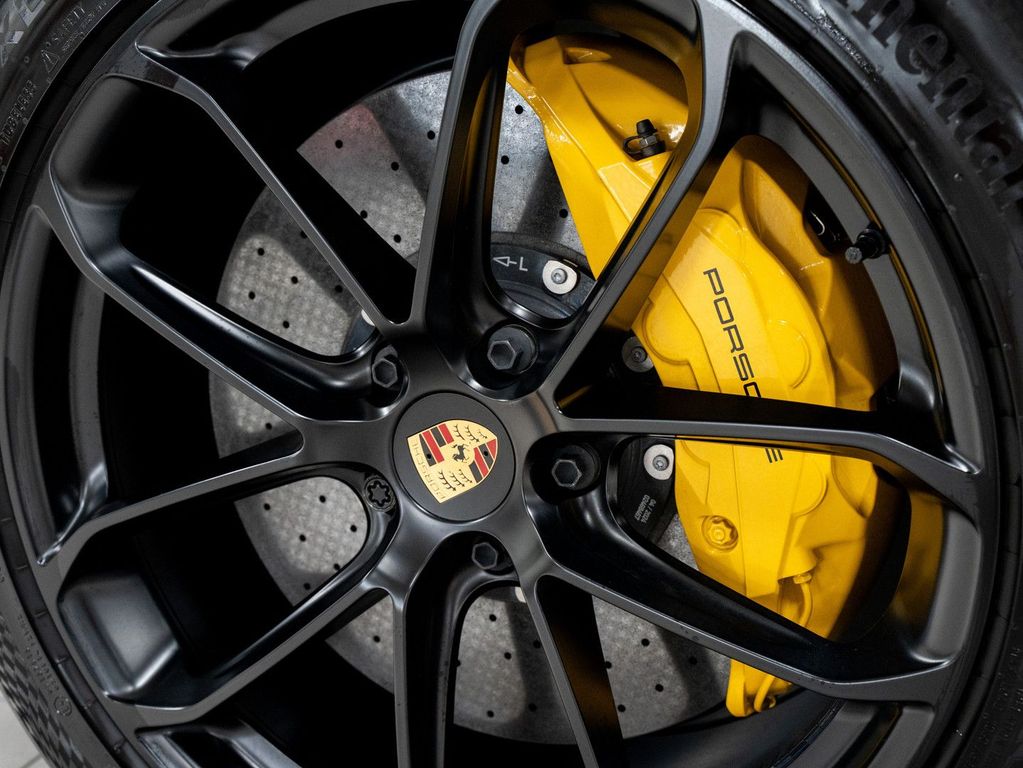 Porsche Cayenne 2024