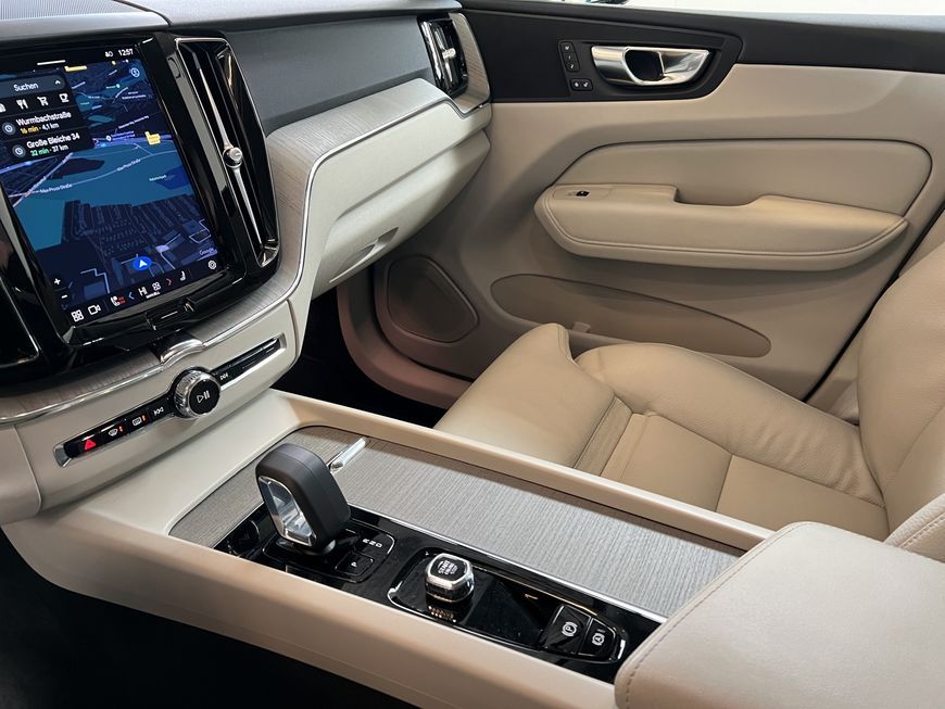 Volvo XC60 2023