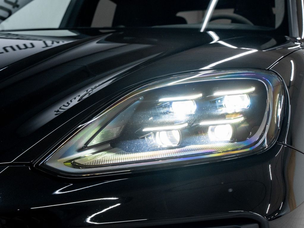 Porsche Cayenne 2024