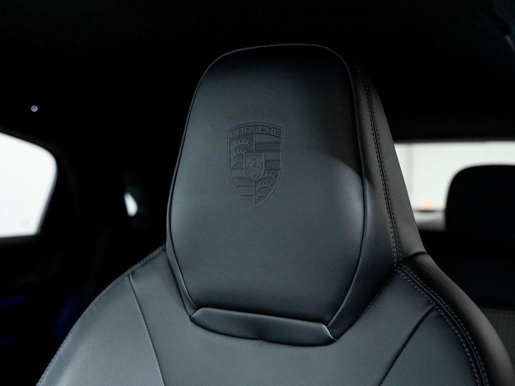 Porsche Cayenne 2024