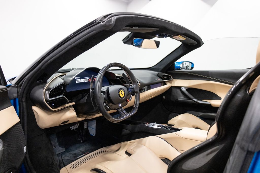 Ferrari 296 GTS 2022