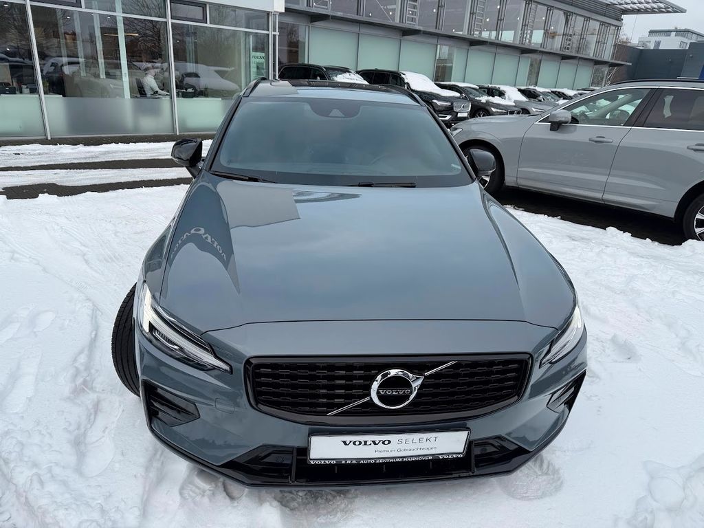 Volvo V60 2022