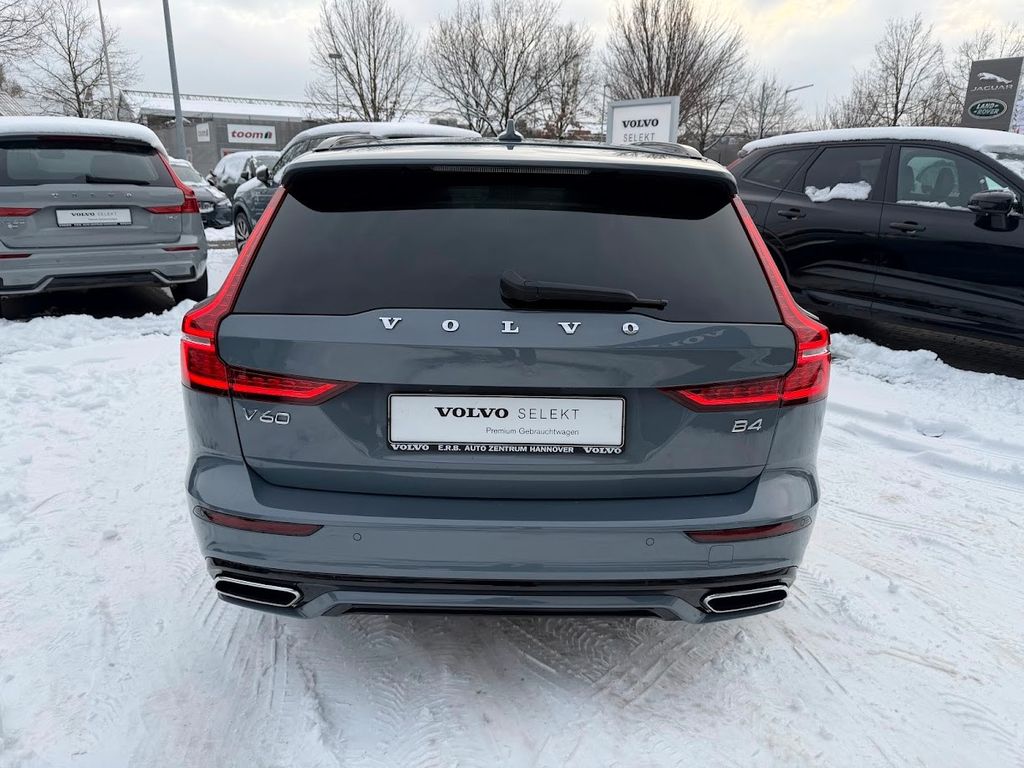 Volvo V60 2022