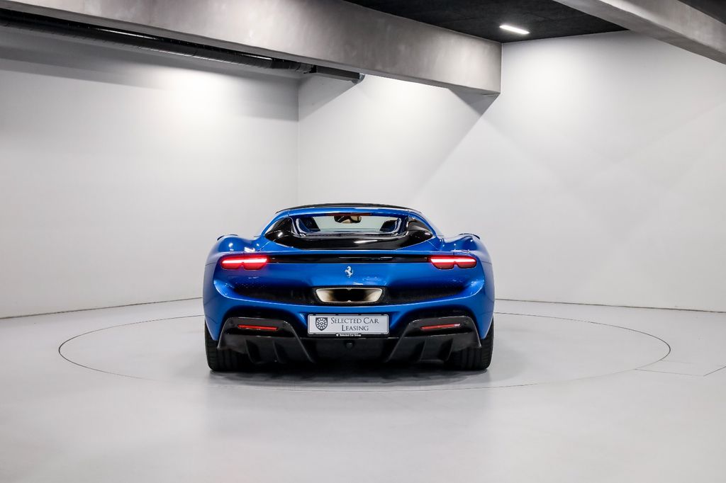 Ferrari 296 GTS 2022