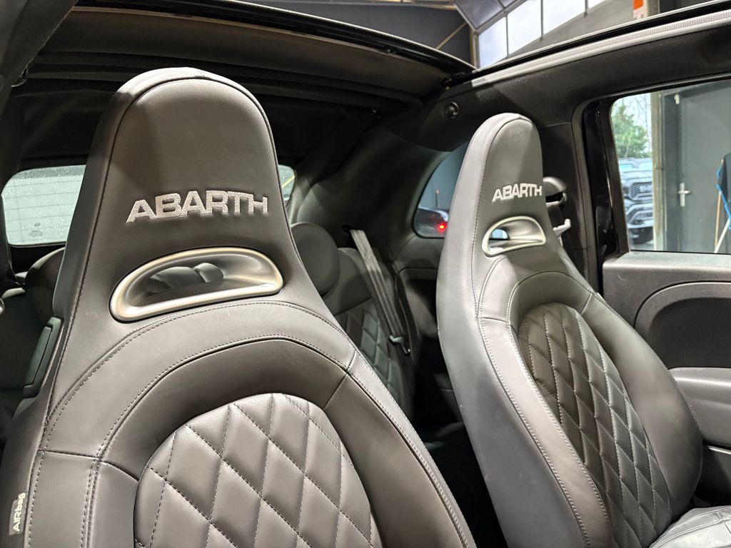 Abarth 595C 2023