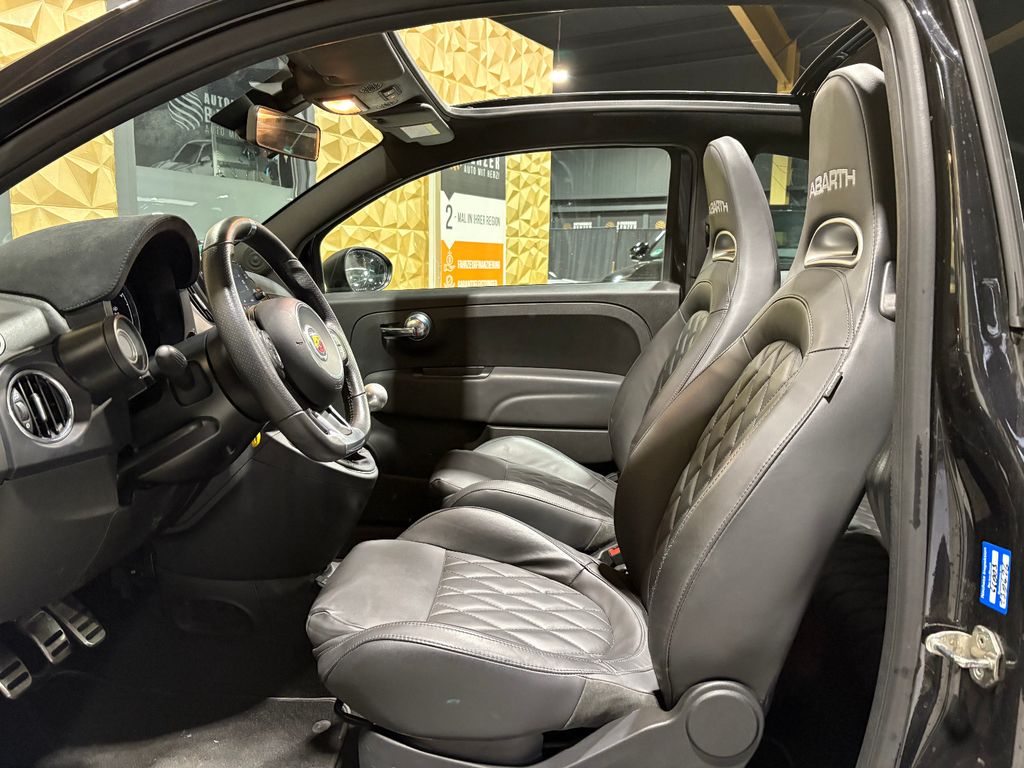 Abarth 595C 2023