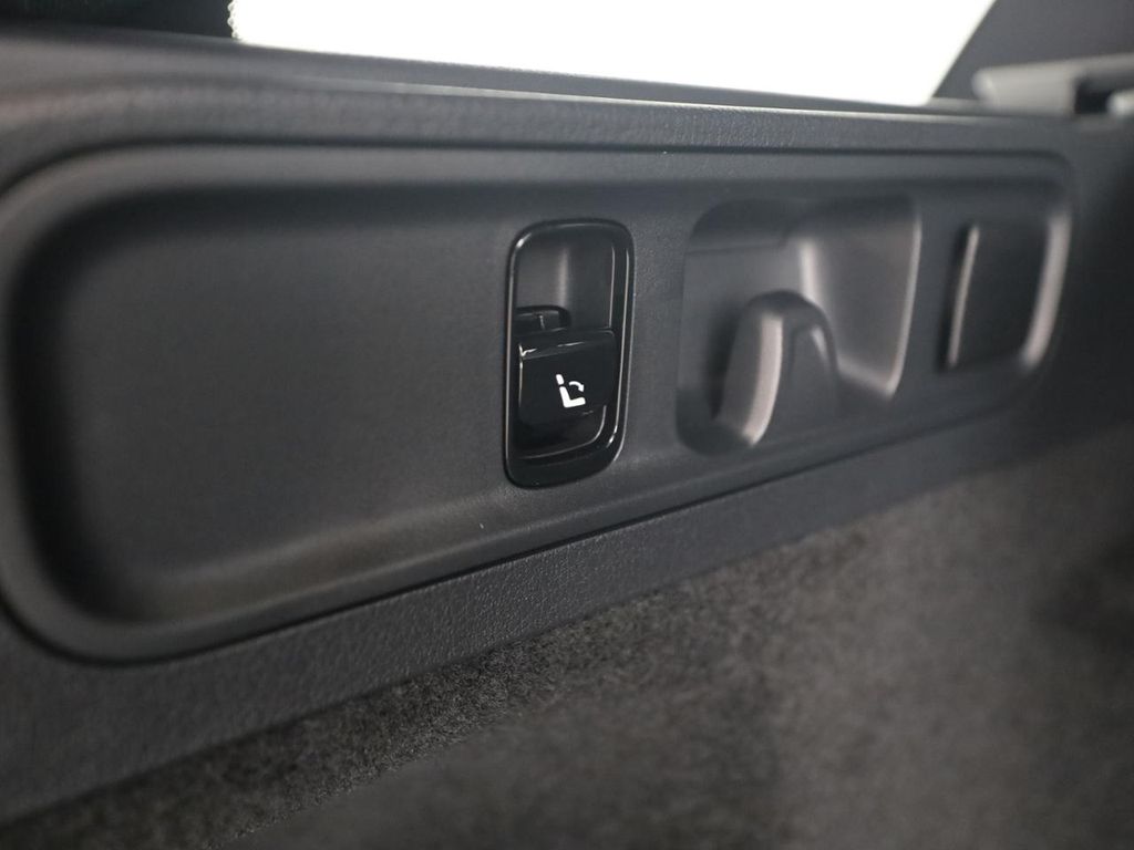 Mercedes-Benz C 220 2026