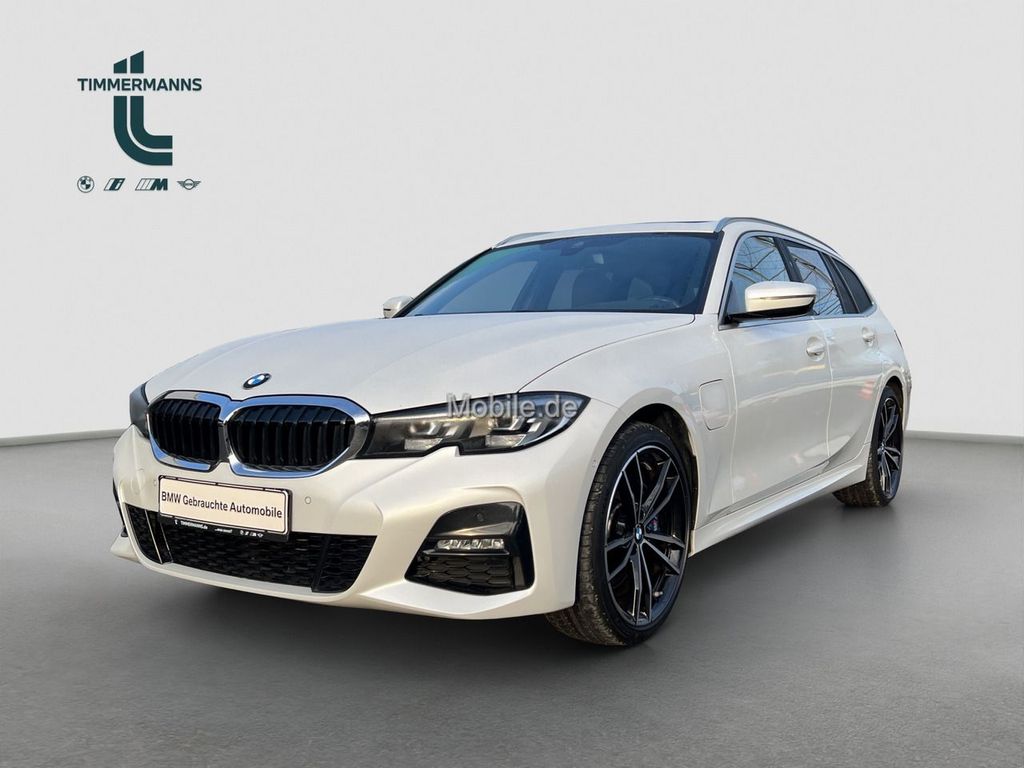 BMW 330 2021