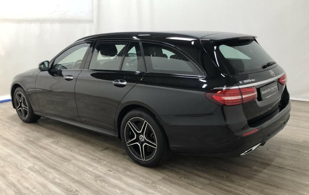 Mercedes-Benz E 300 2022