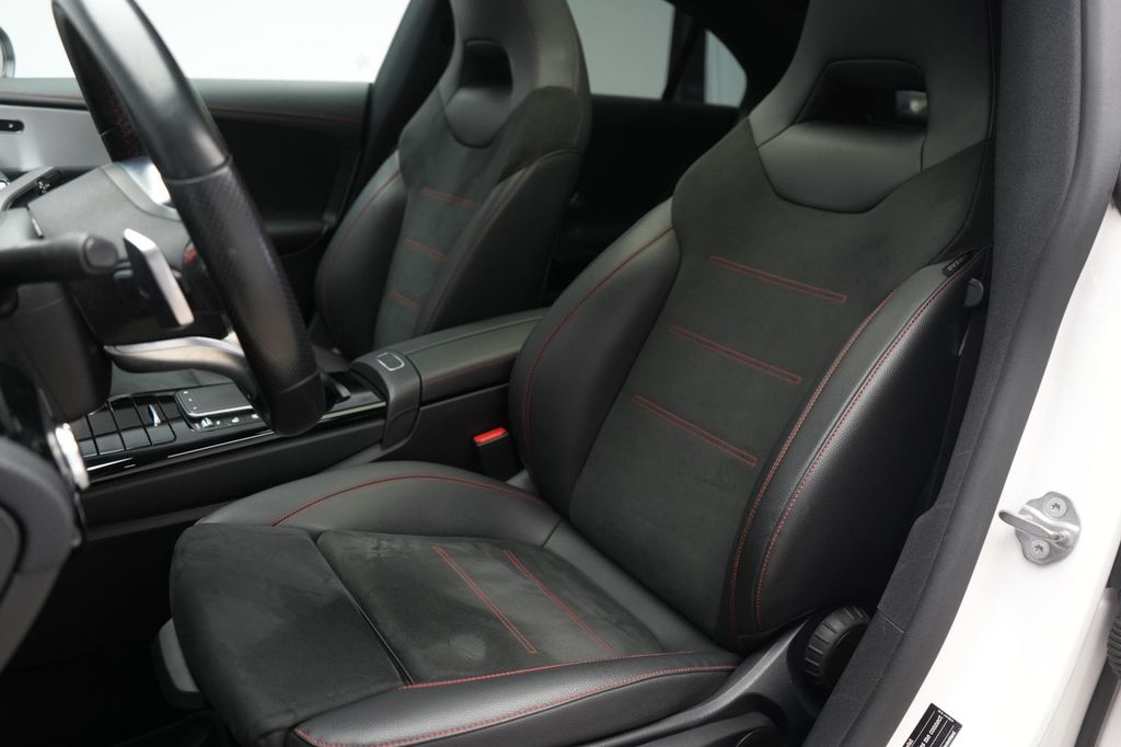 Mercedes-Benz CLA 200 2021