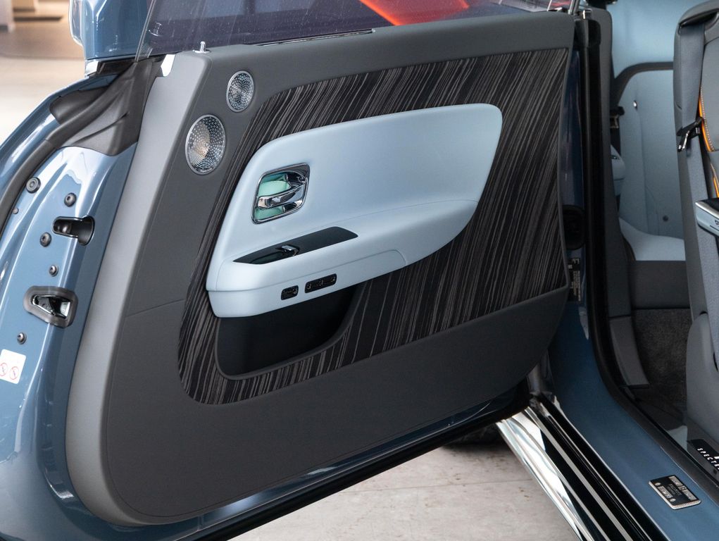 Rolls-Royce Spectre 2024