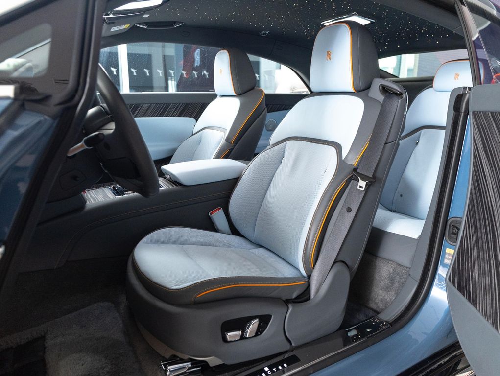 Rolls-Royce Spectre 2024