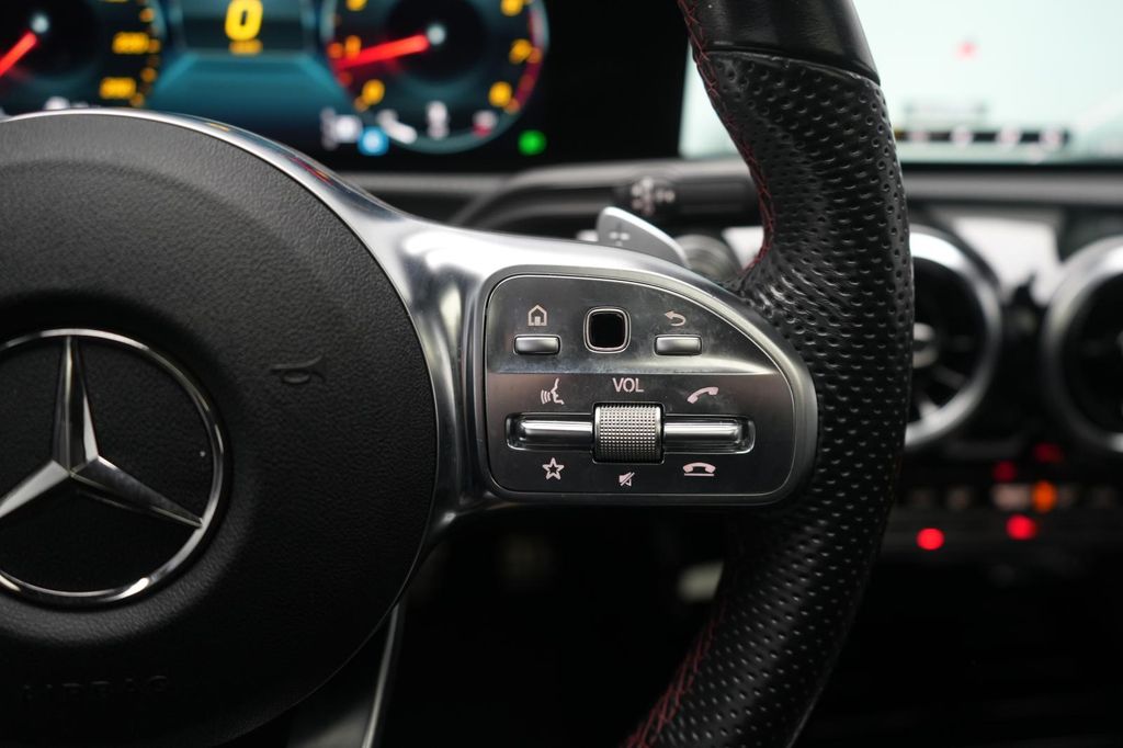 Mercedes-Benz CLA 200 2021