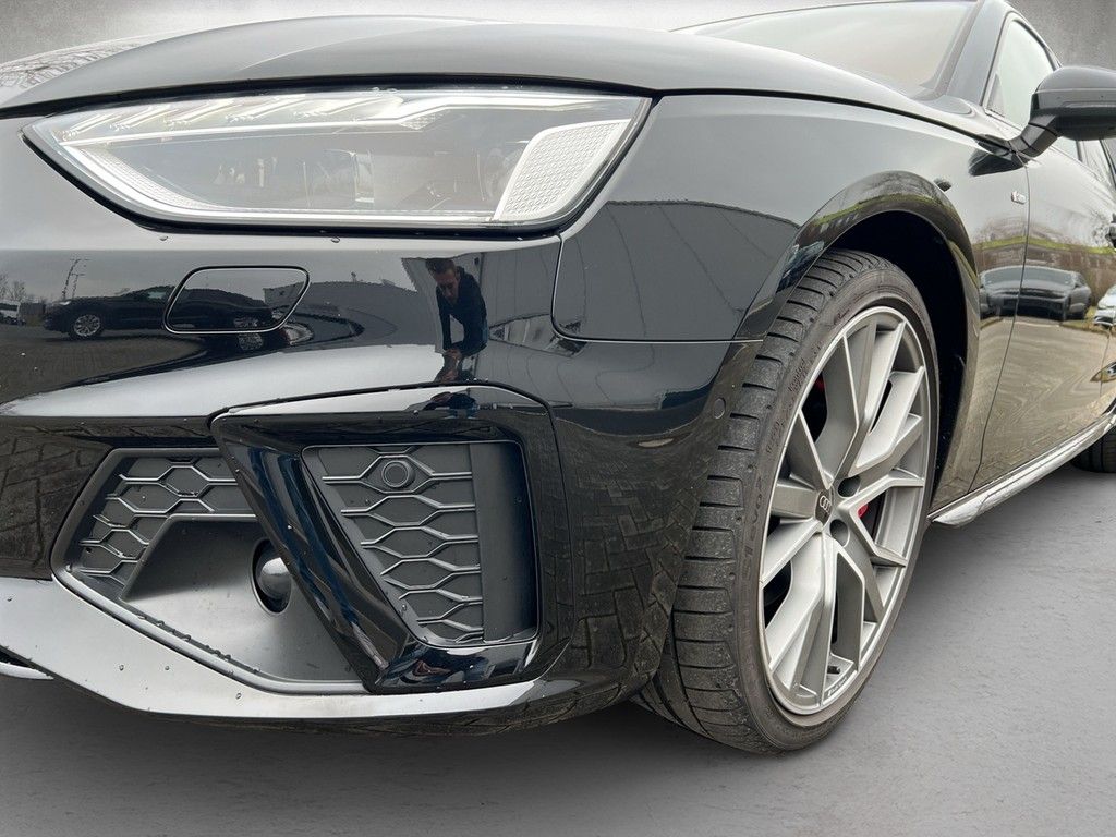 Audi A4 2024