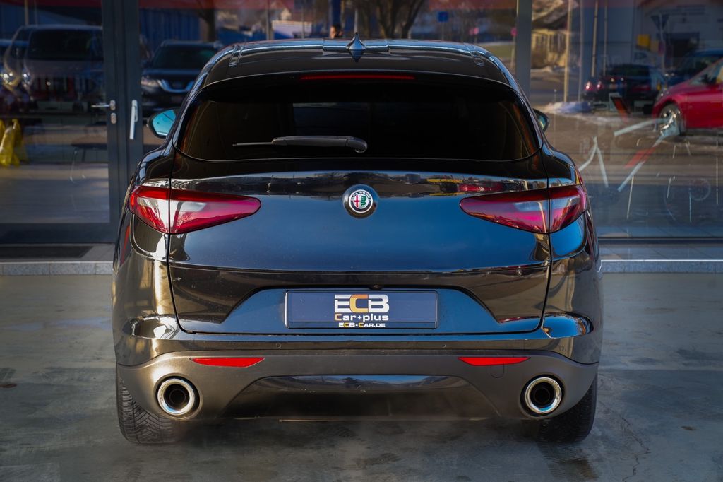 Alfa Romeo Stelvio 2019