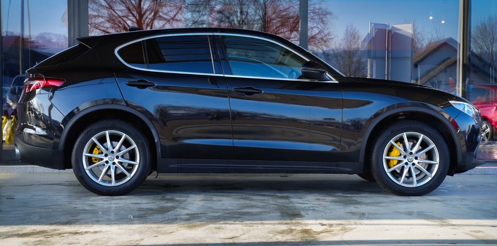 Alfa Romeo Stelvio 2019