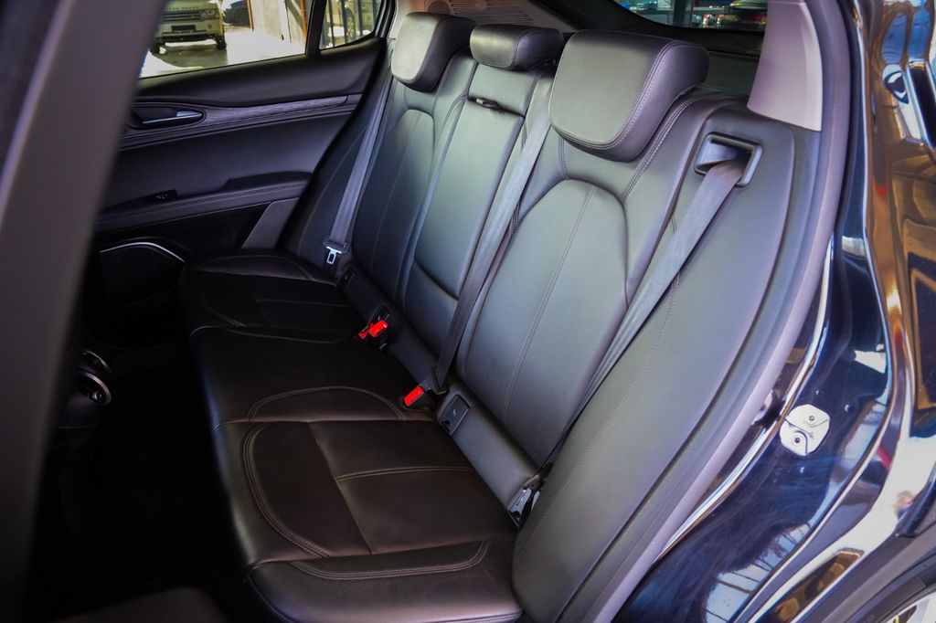 Alfa Romeo Stelvio 2019