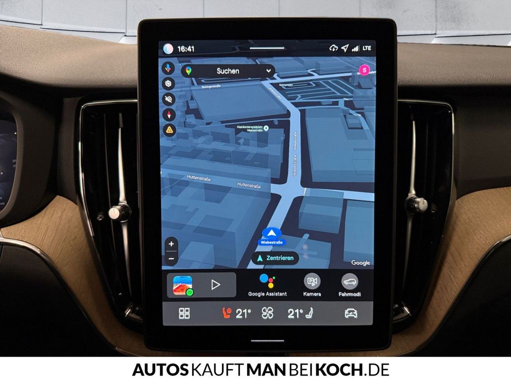 Volvo XC60 2025