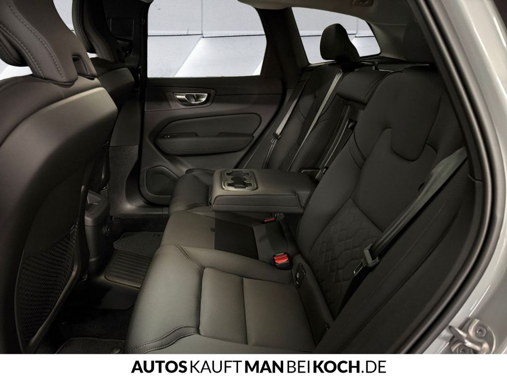 Volvo XC60 2025