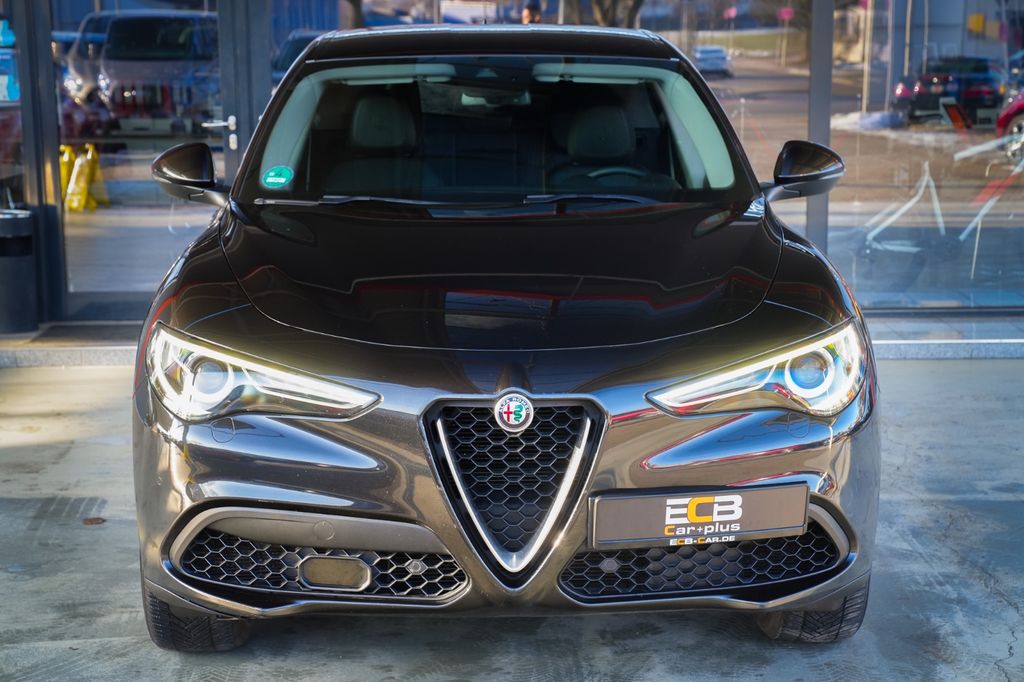 Alfa Romeo Stelvio 2019