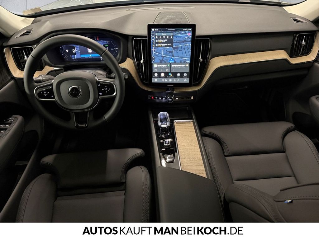 Volvo XC60 2025